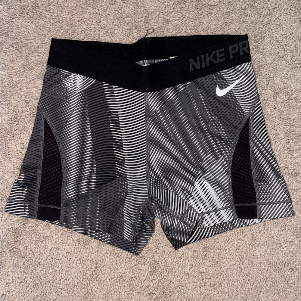 Nike Pro Black and White Patterned Shorts